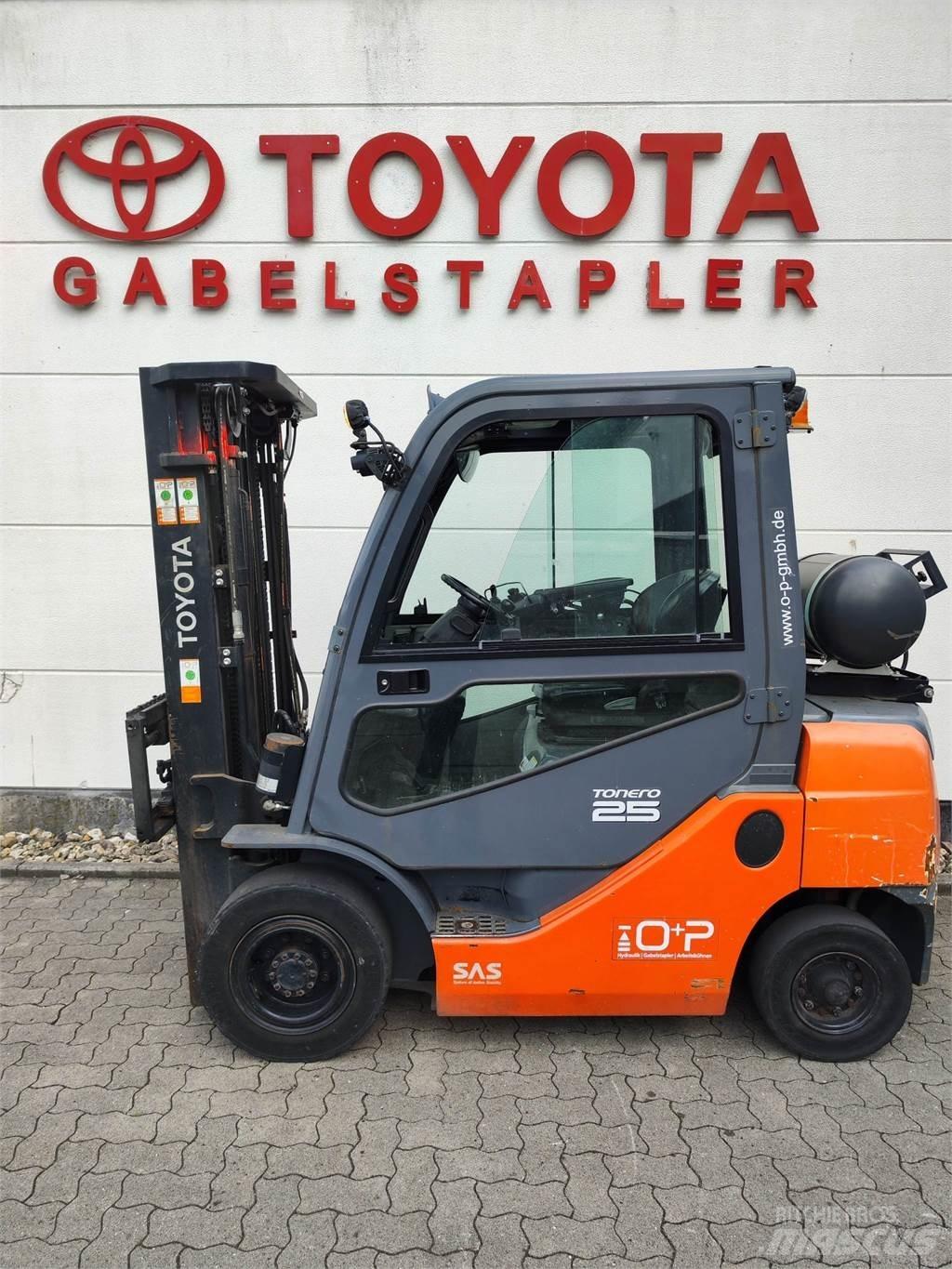 Toyota 02-8FGF25 Carretillas LPG
