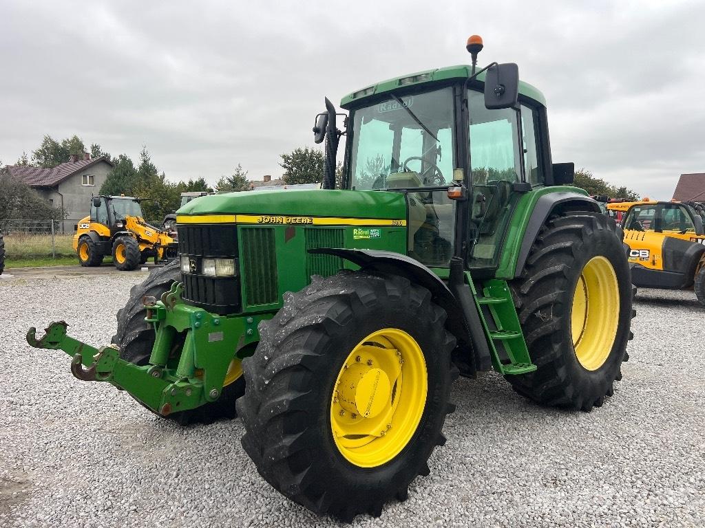 John Deere 6910 Tractores