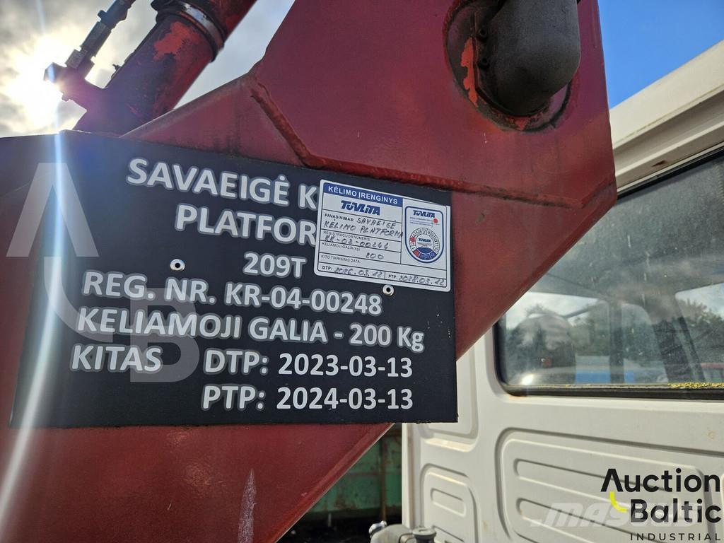 MAN 8.103 Plataformas sobre camión