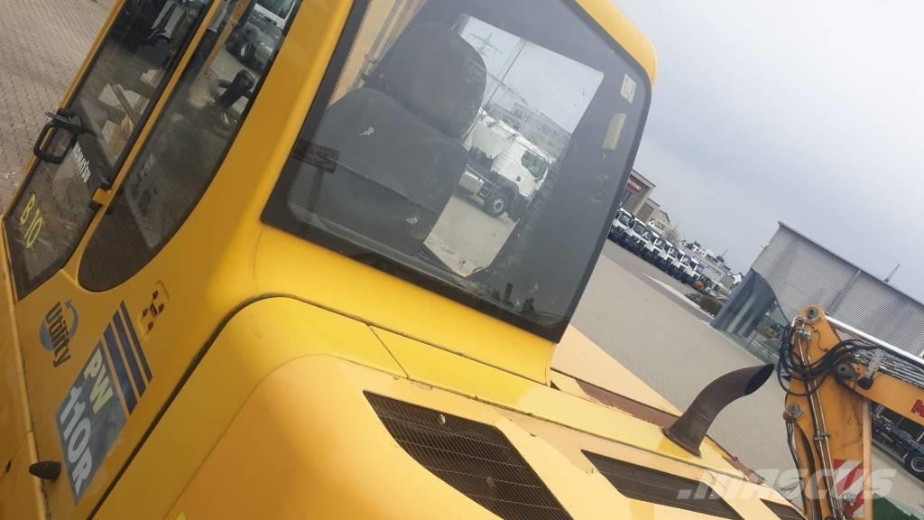 Komatsu PW 110 Excavadoras de ruedas