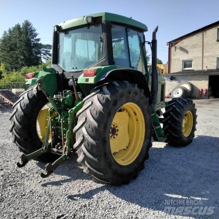 John Deere 6510 Tractores