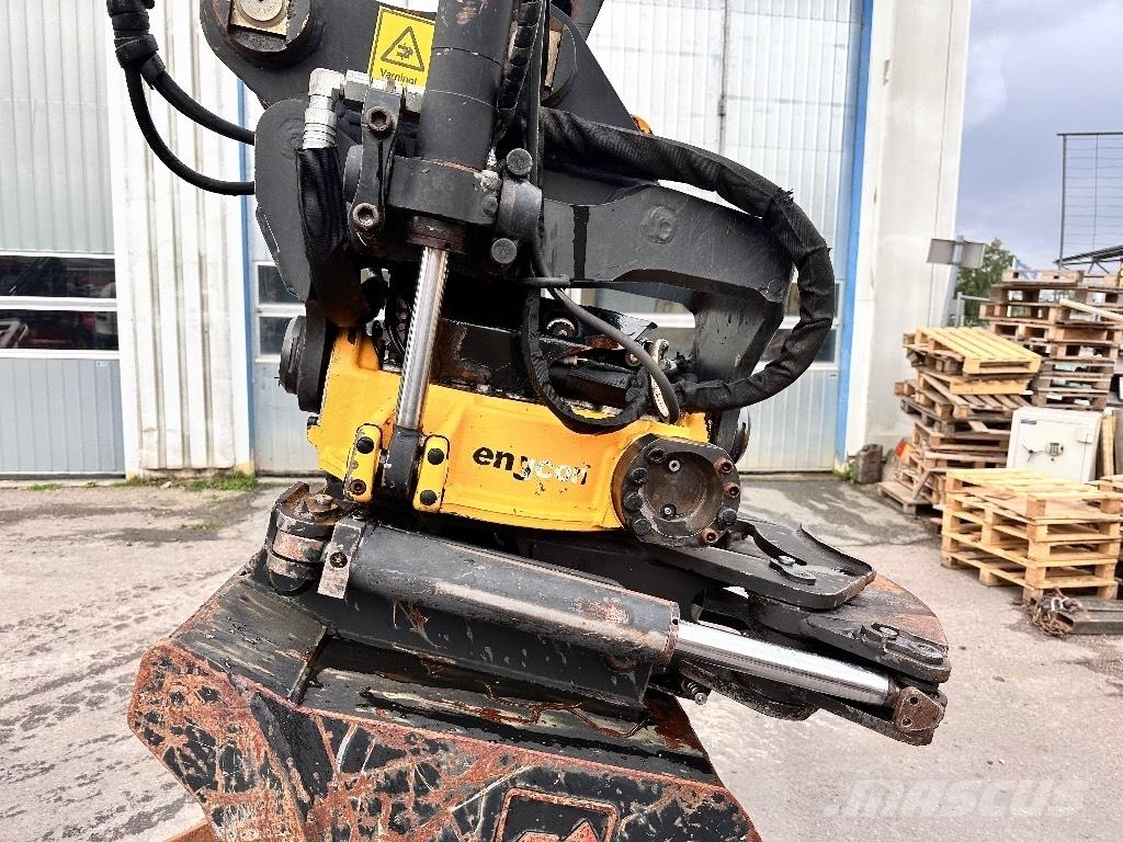 Schaeff TW 110 Excavadoras de ruedas