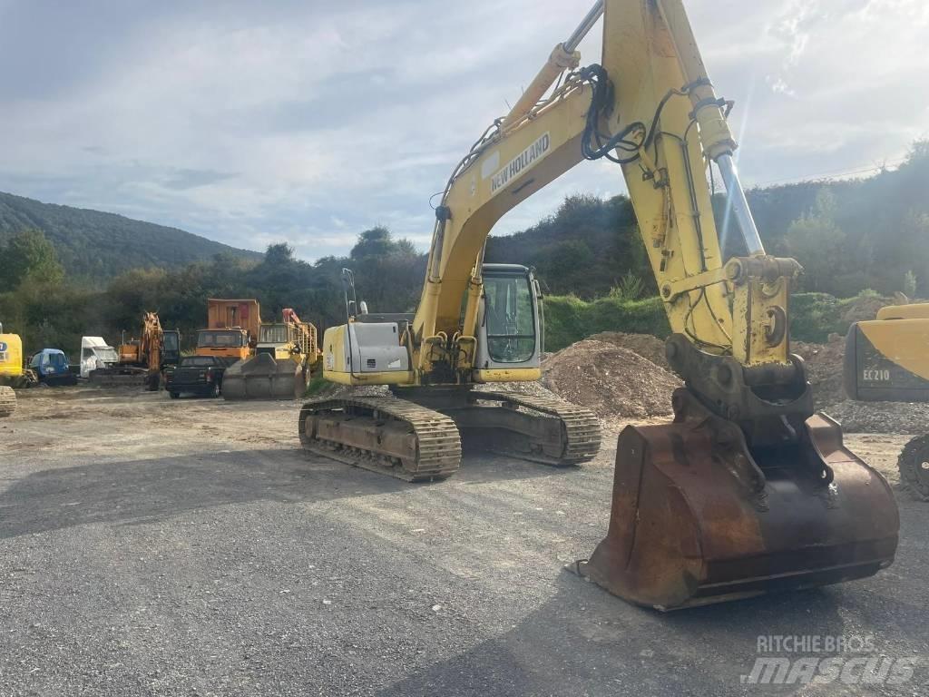New Holland E 305 Excavadoras de cadenas