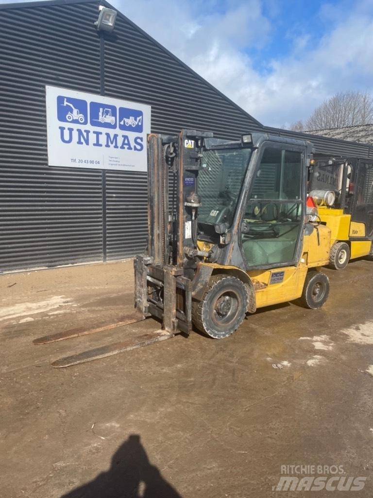 CAT GP 30 Carretillas LPG