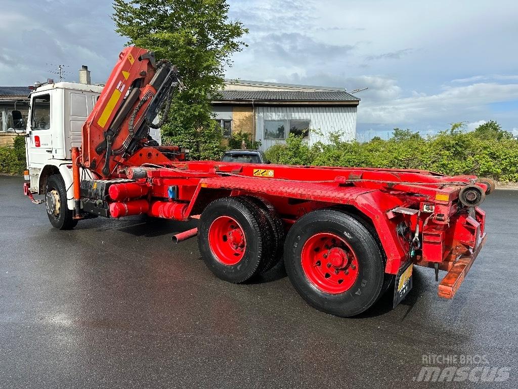 Scania P 93 M Camiones grúa