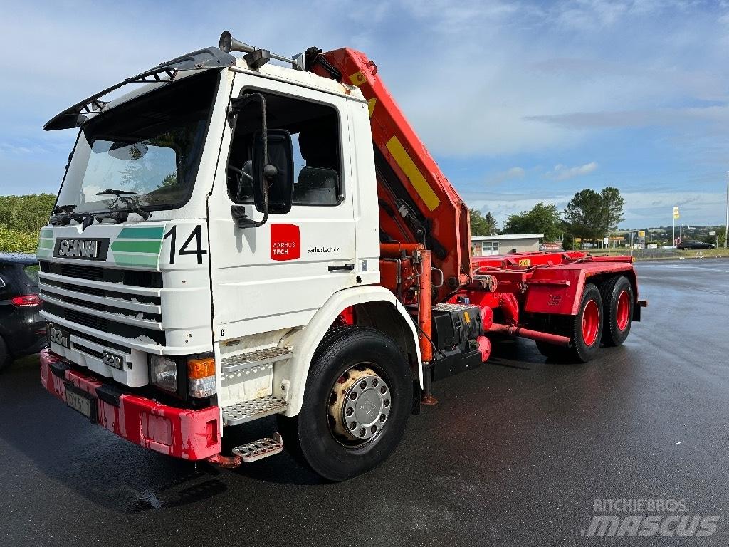 Scania P 93 M Camiones grúa