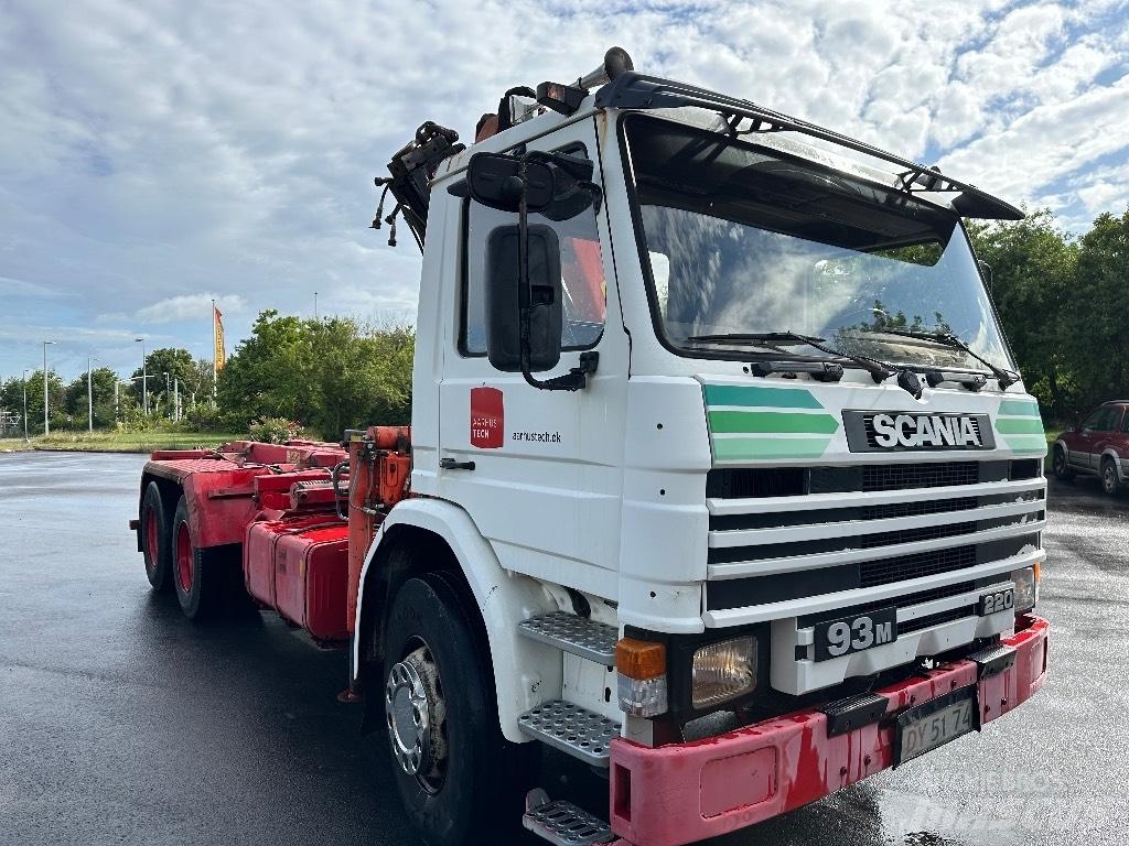 Scania P 93 M Camiones grúa