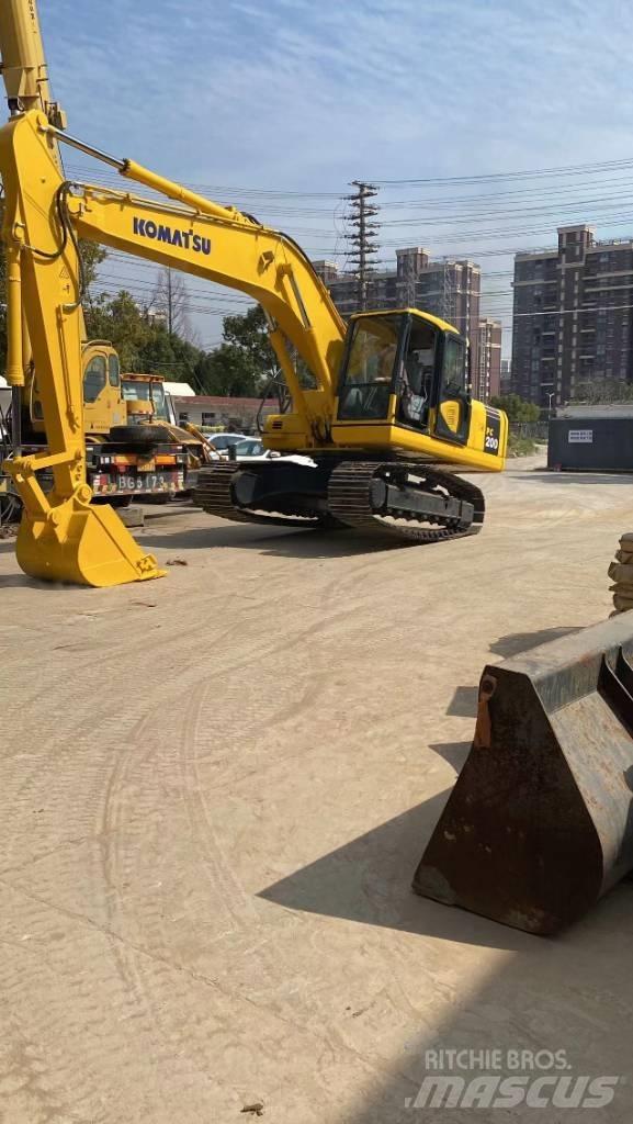 Komatsu PC 200-7 Excavadoras de cadenas