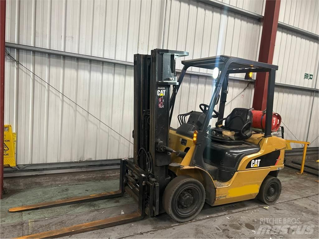 CAT GP25NT Carretillas LPG