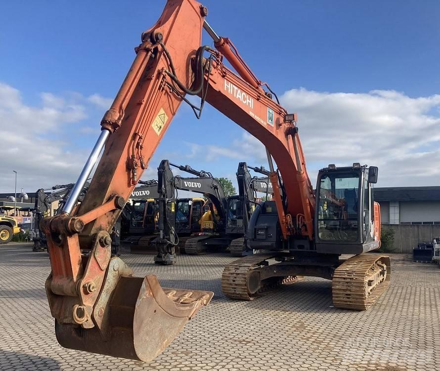 Hitachi ZX 225 US LC Excavadoras de cadenas