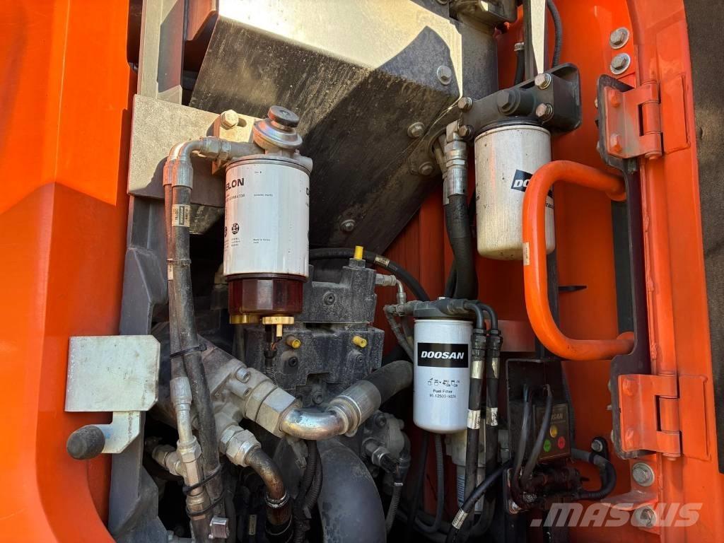 Doosan DX 235 LCR-5 Excavadoras de cadenas