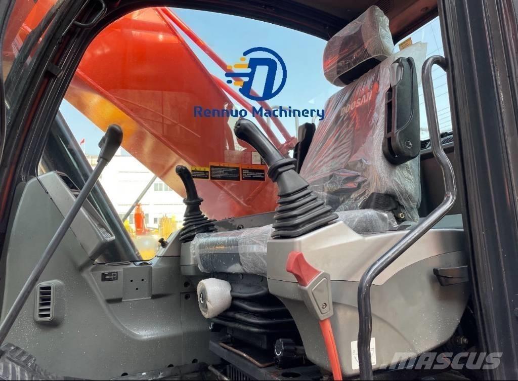 Doosan DX 300 Excavadoras de cadenas