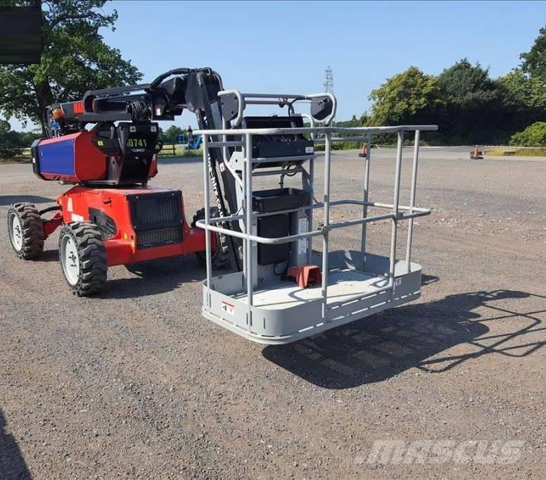 Manitou ManGo 12 Plataforma de trabajo articulada
