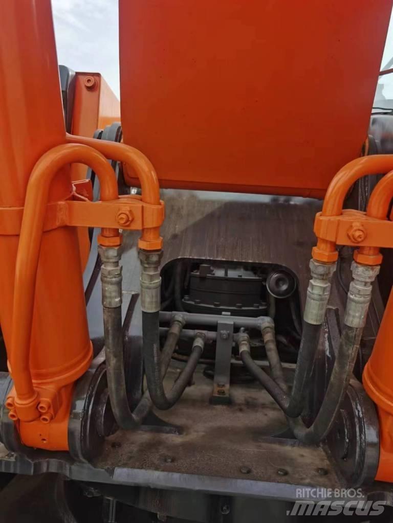 Hitachi ZX 240 Excavadoras de cadenas