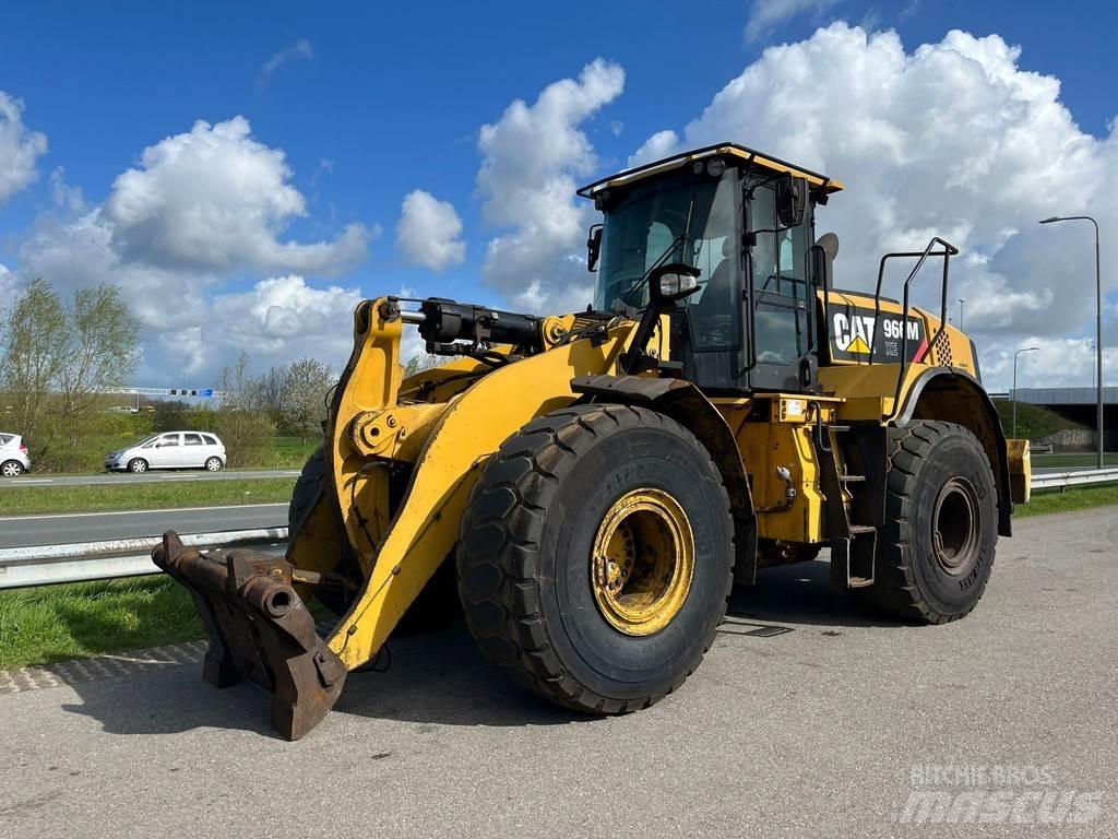 CAT 966M XE Cargadoras sobre ruedas