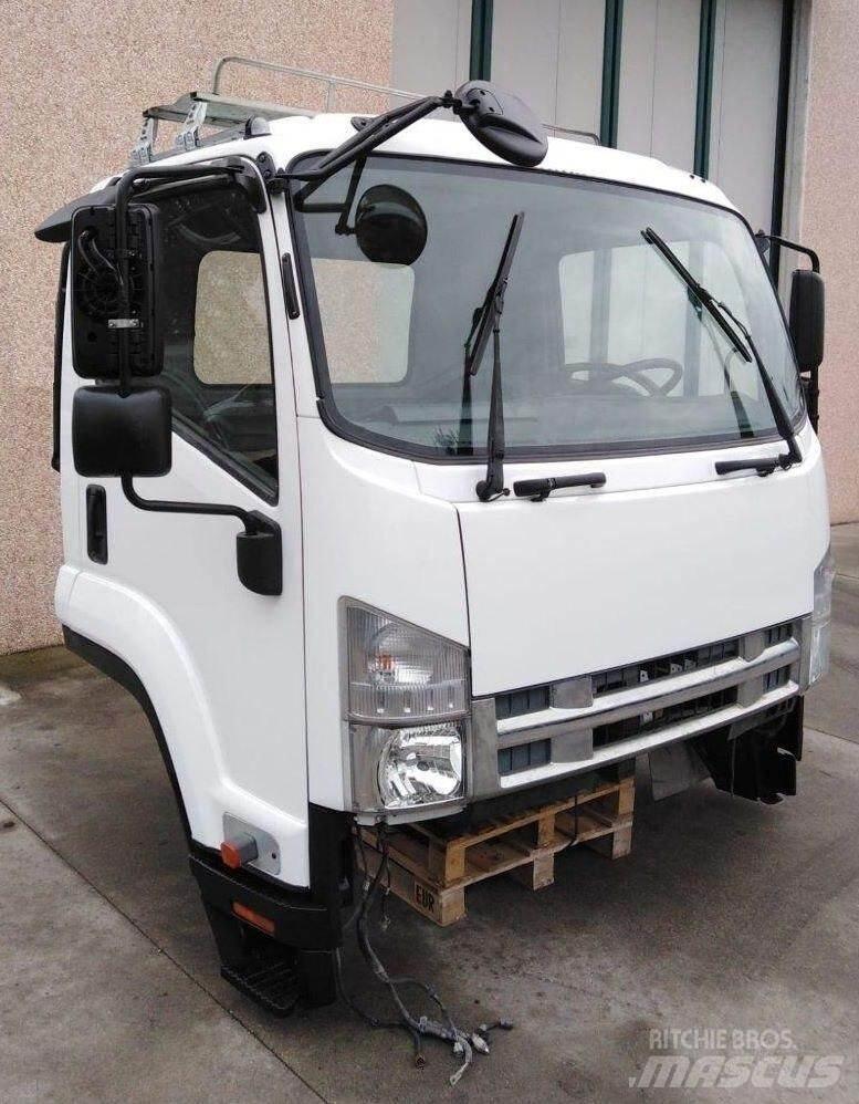 Isuzu FRR Euro 5 Cabinas e interior