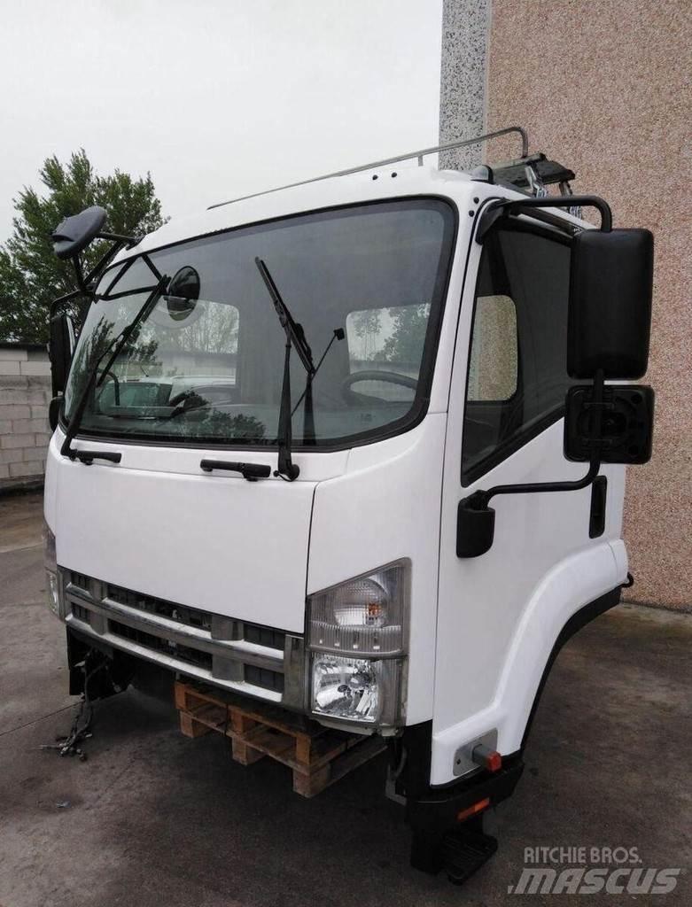 Isuzu FRR Euro 5 Cabinas e interior