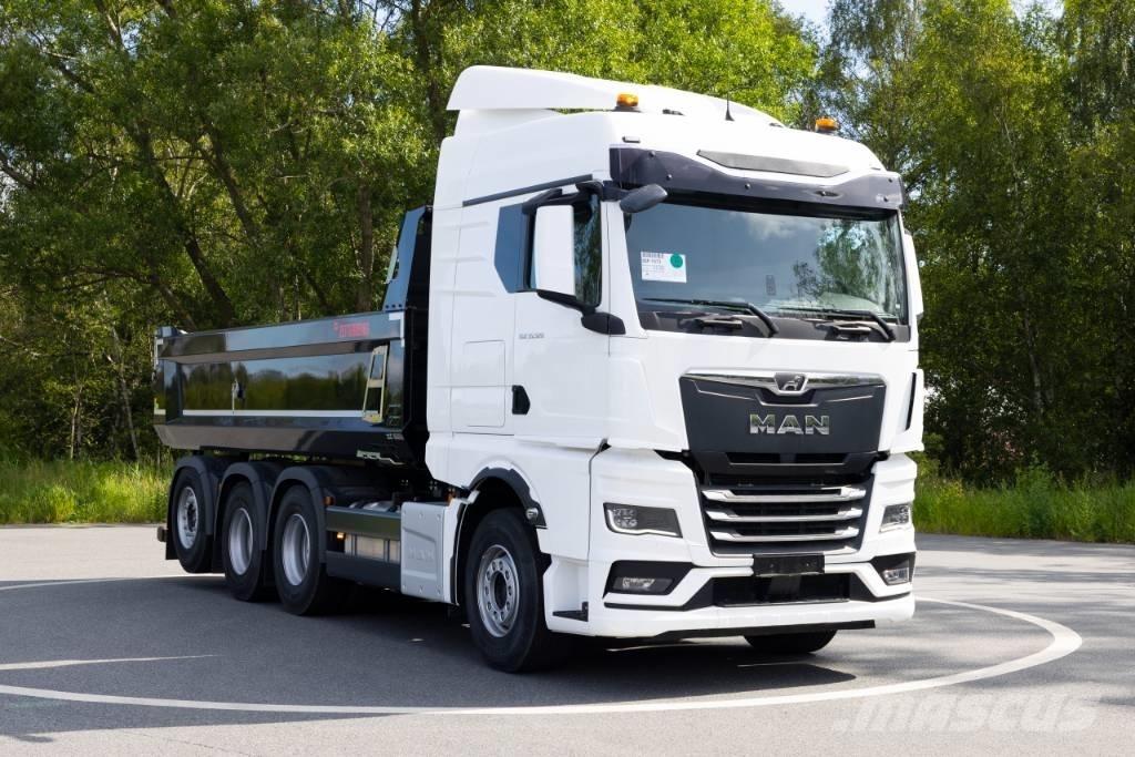 MAN TGX 35.520 Camiones bañeras basculantes o volquetes