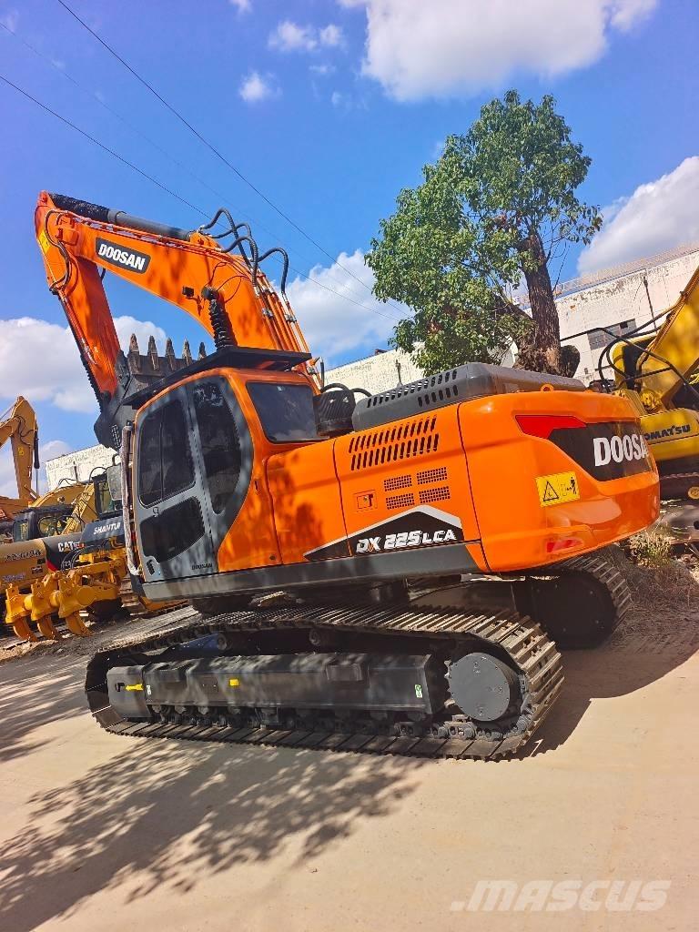 Doosan DX225LC-9T Excavadoras de cadenas