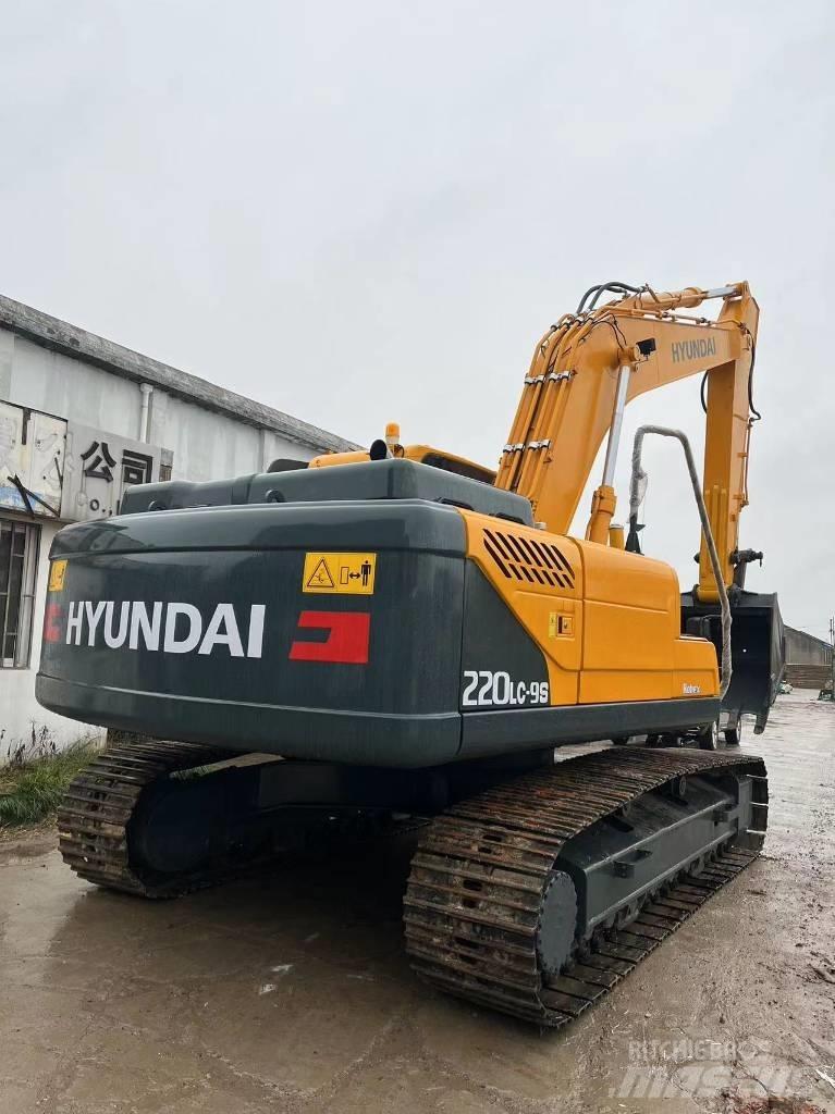 Hyundai R220LC-9S Excavadoras de cadenas