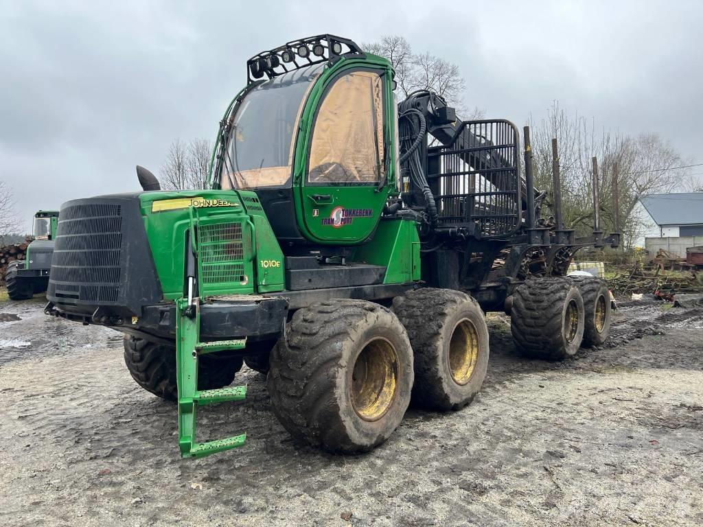 John Deere 1010 E Autocargadoras