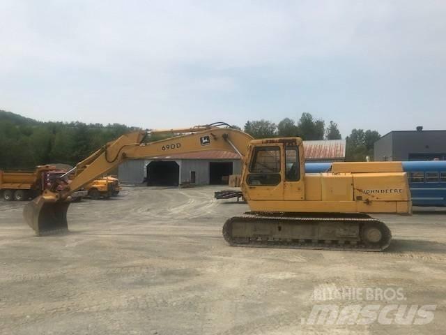 John Deere 690 D Excavadoras de cadenas