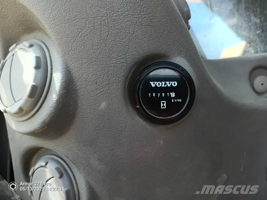 Volvo EC 300 D N L Excavadoras de cadenas