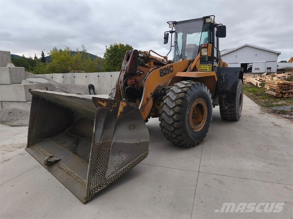 CASE 821C Construcción - Otros