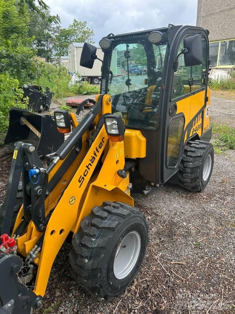 Schäffer 2428 SLT Minicargadoras