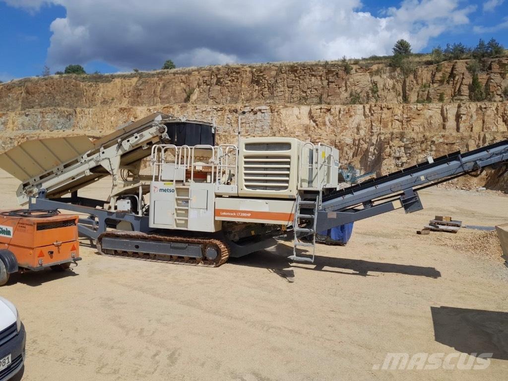 Metso LT200HP Trituradoras móviles