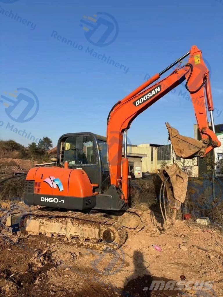 Doosan DH 60 Excavadoras de cadenas