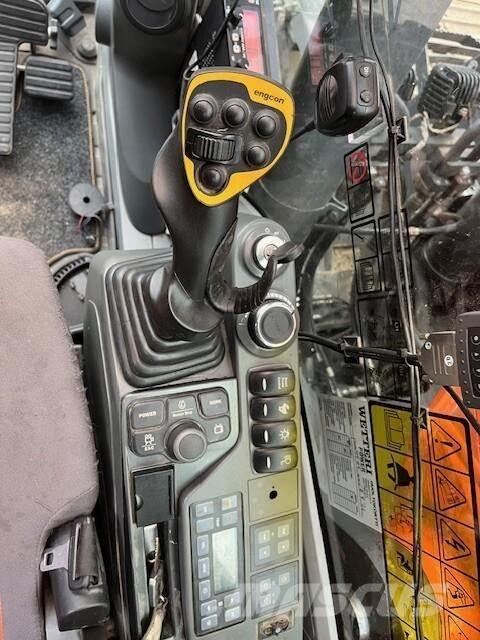 Doosan DX235 LCRD Excavadoras de cadenas