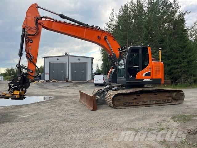 Doosan DX235 LCRD Excavadoras de cadenas