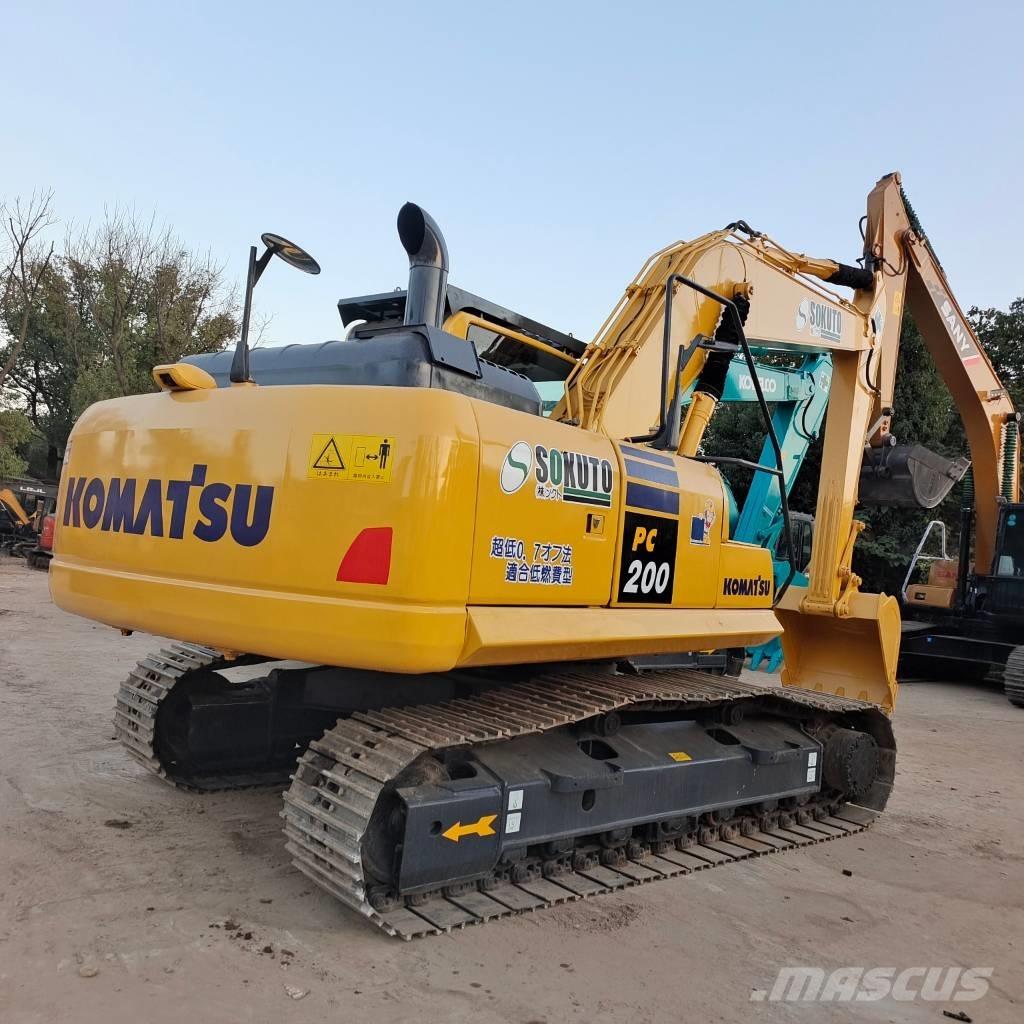 Komatsu PC 200-8 Excavadoras de cadenas