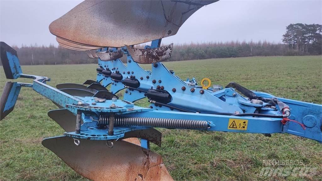 Lemken Juwel 7 M Arados reversibles suspendidos