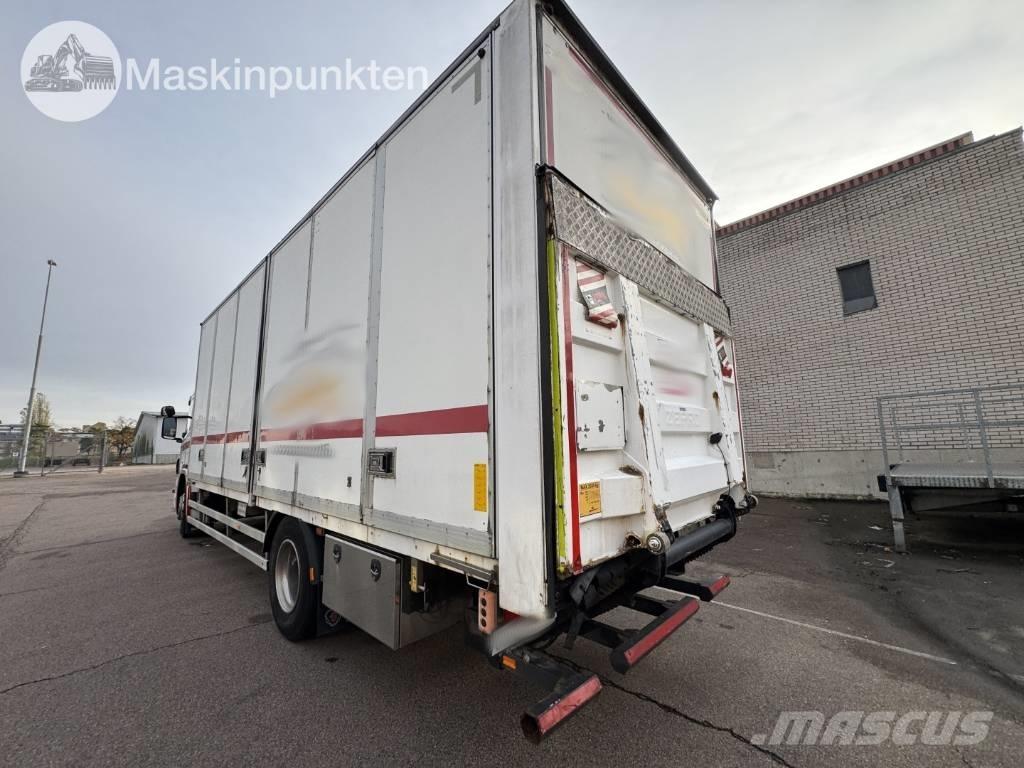 Scania P 320 Camiones caja cerrada