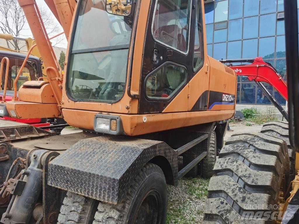 Doosan DH 210 W-7 Excavadoras de ruedas