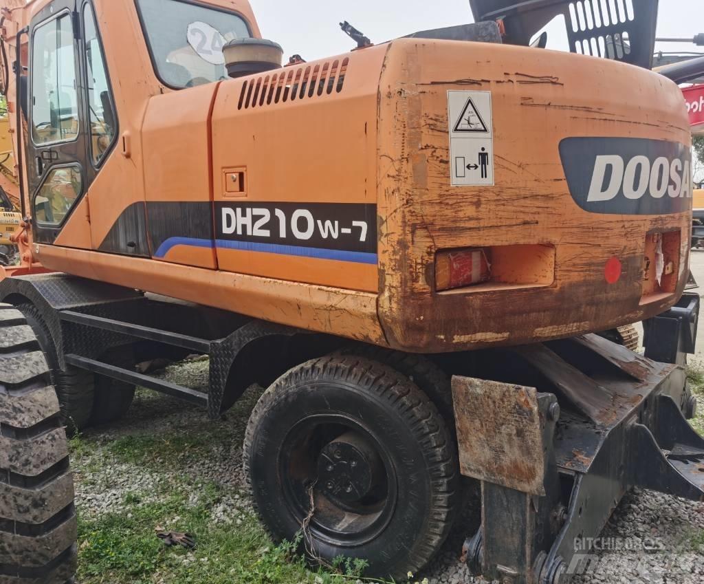 Doosan DH 210 W-7 Excavadoras de ruedas