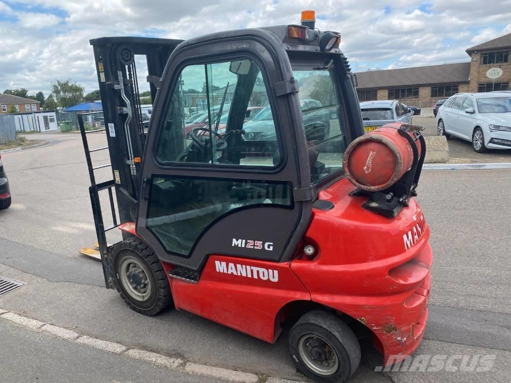 Manitou MI 25 G Carretillas LPG