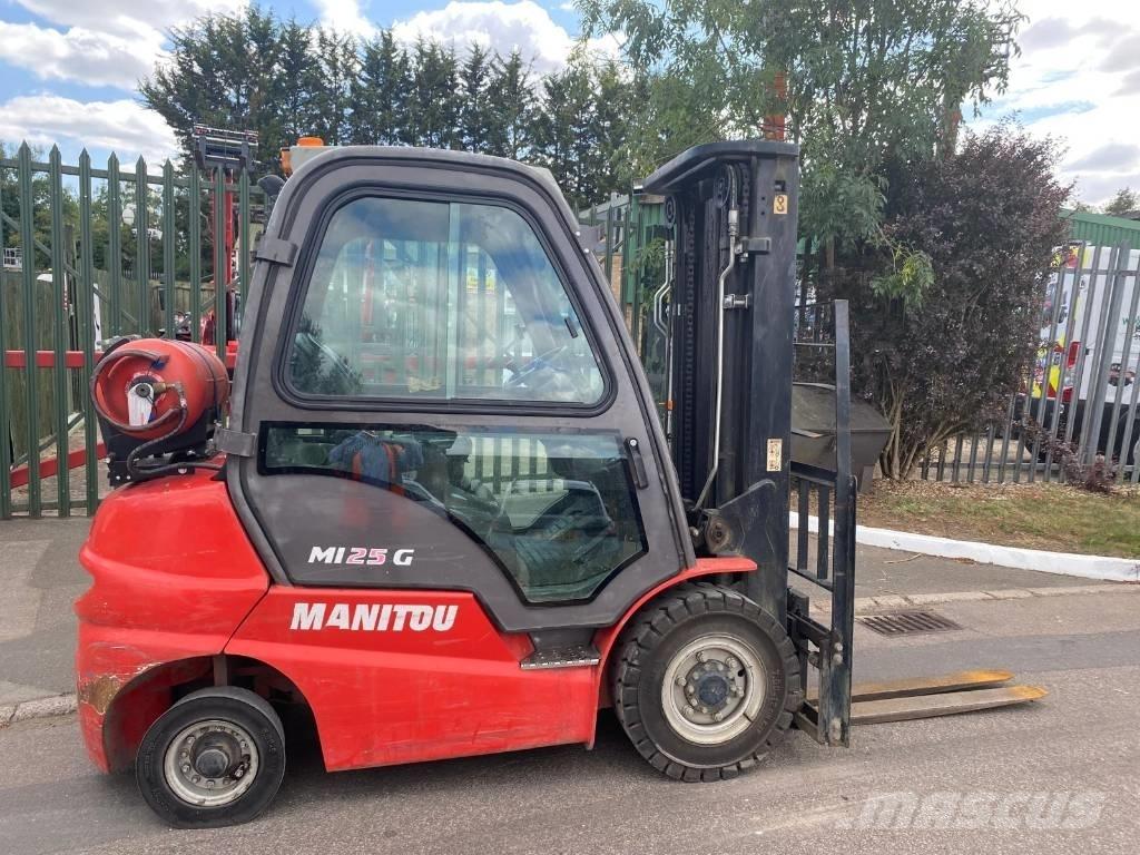 Manitou MI 25 G Carretillas LPG