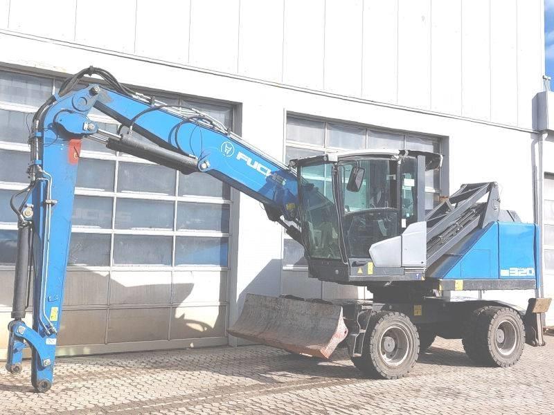 Fuchs MHL 320 F Excavadoras de manutención