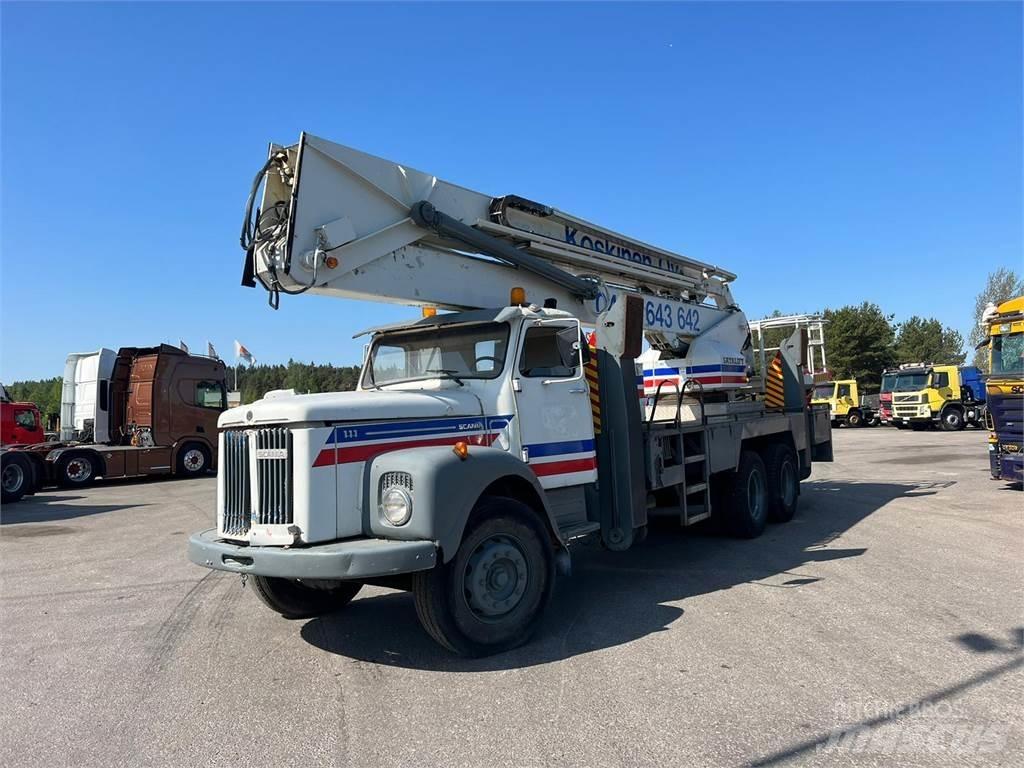 Scania 111 6X2 Camiones grúa