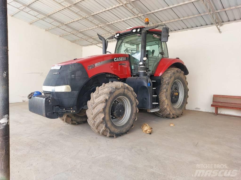 Case IH Magnum 250 Tractores