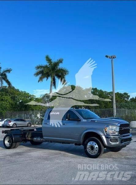 RAM 5500 SLT Camiones chasis