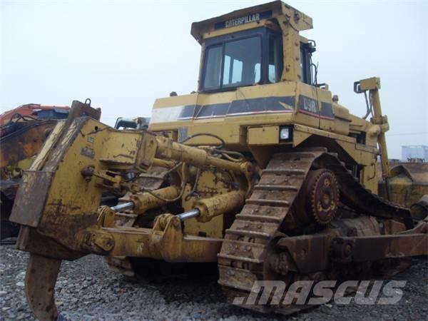CAT D 9 R Buldozer sobre oruga