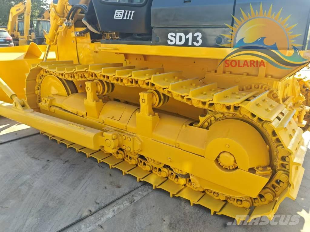 Shantui SD 13 Buldozer sobre oruga
