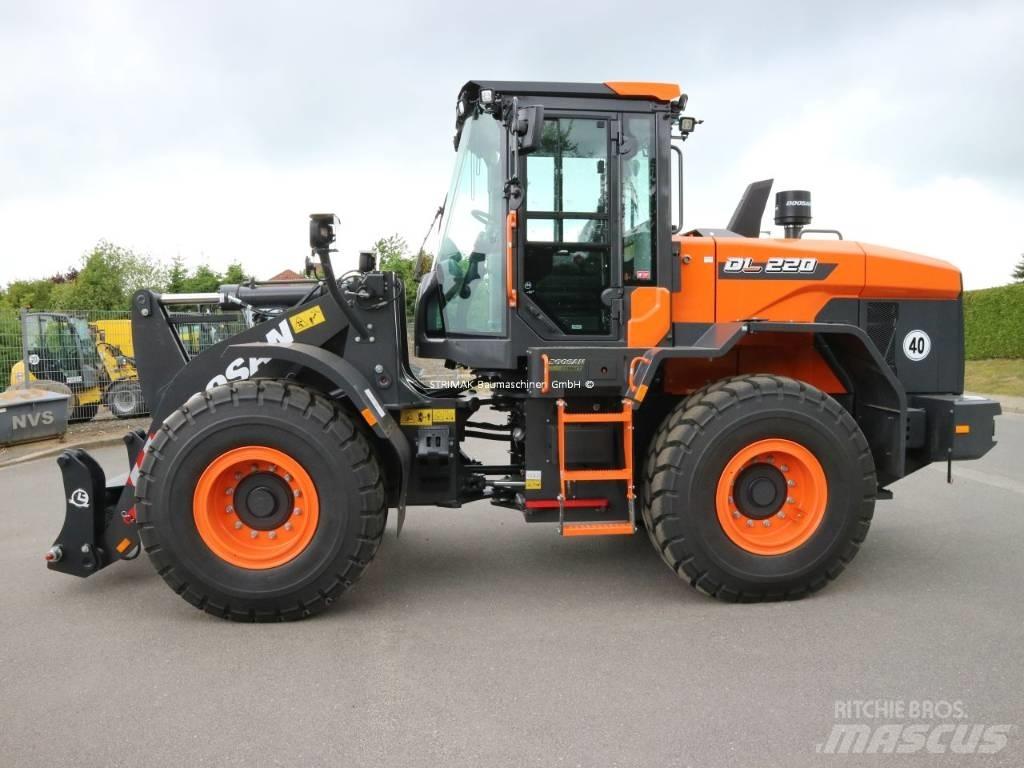Doosan DL 220-7 Cargadoras sobre ruedas