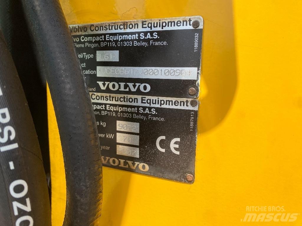 Volvo BL 61 Retrocargadoras
