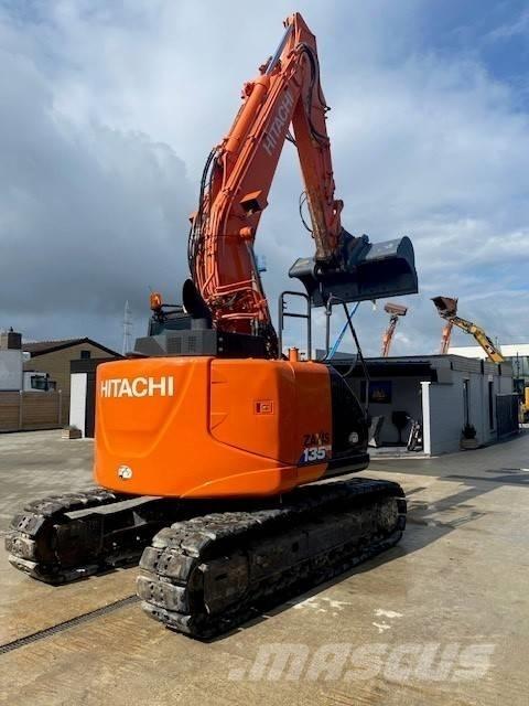 Hitachi 135 US-6 Excavadoras de cadenas