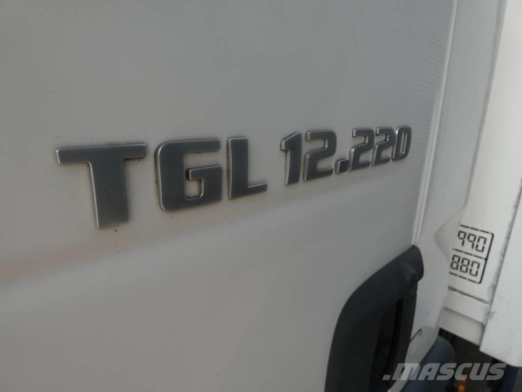 MAN TGL 12.220 Camiones caja cerrada